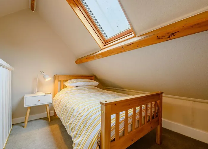 2 Bed In Oc-87227 Egremont (Cumbria)